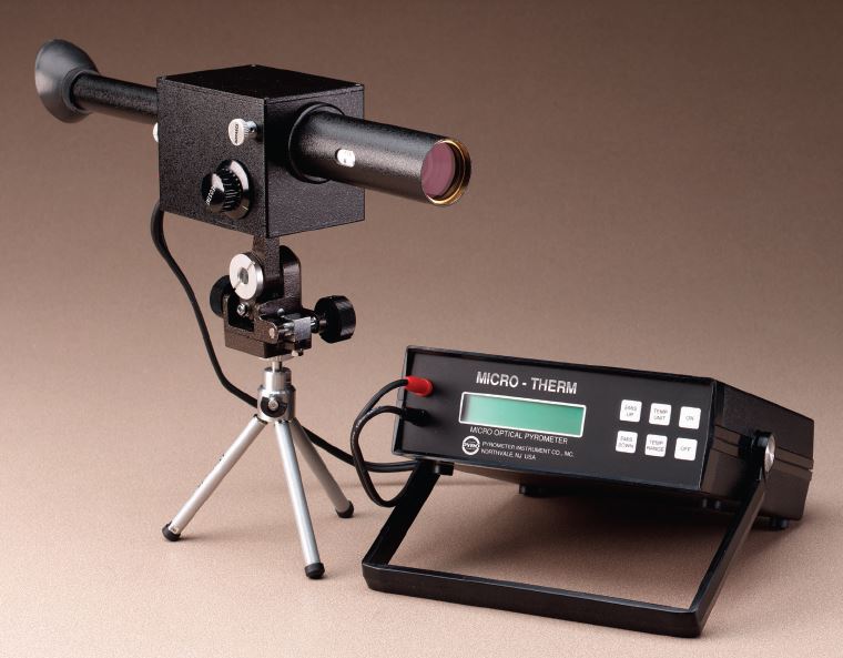 PYRO MicroTherm optical pyrometer 