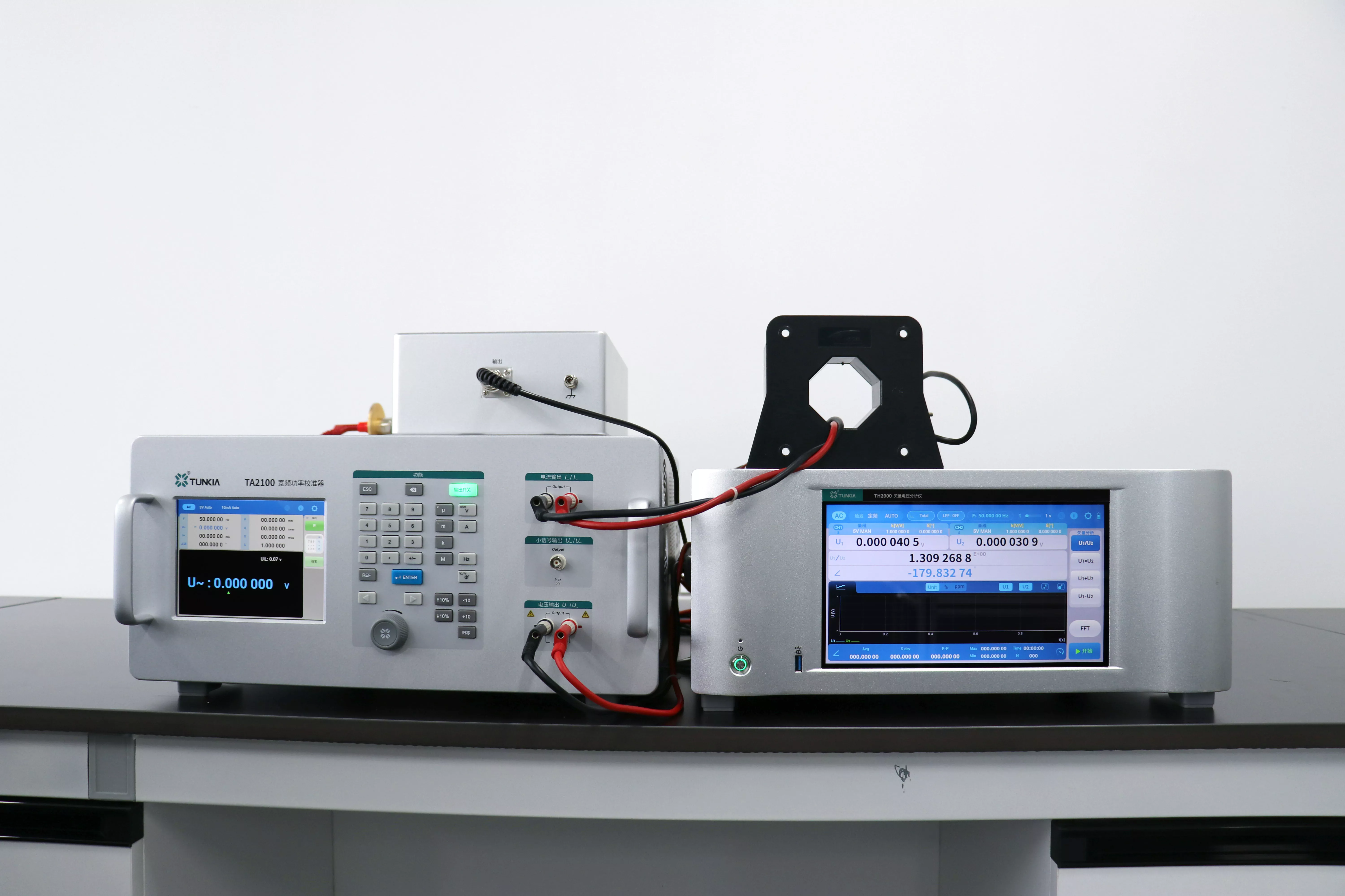 광대역 전압 분배기 Wideband Voltage Divider