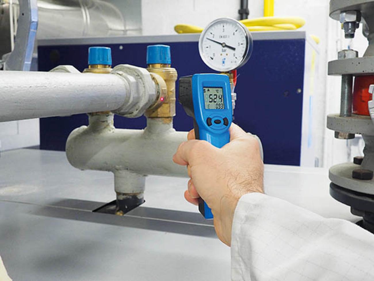 (재고보유) 휴대용 적외선 온도계 Portable Infrared thermometer